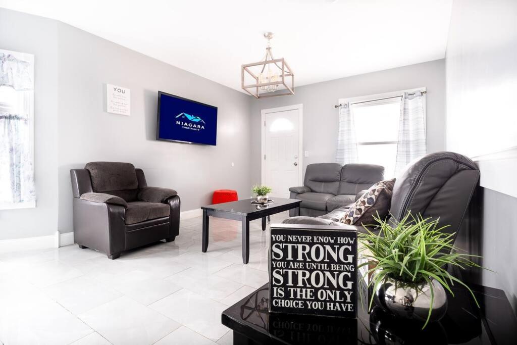 Comfy 4Br, 1 Bath Near The Falls & Casino Niagarafälle Exterior foto